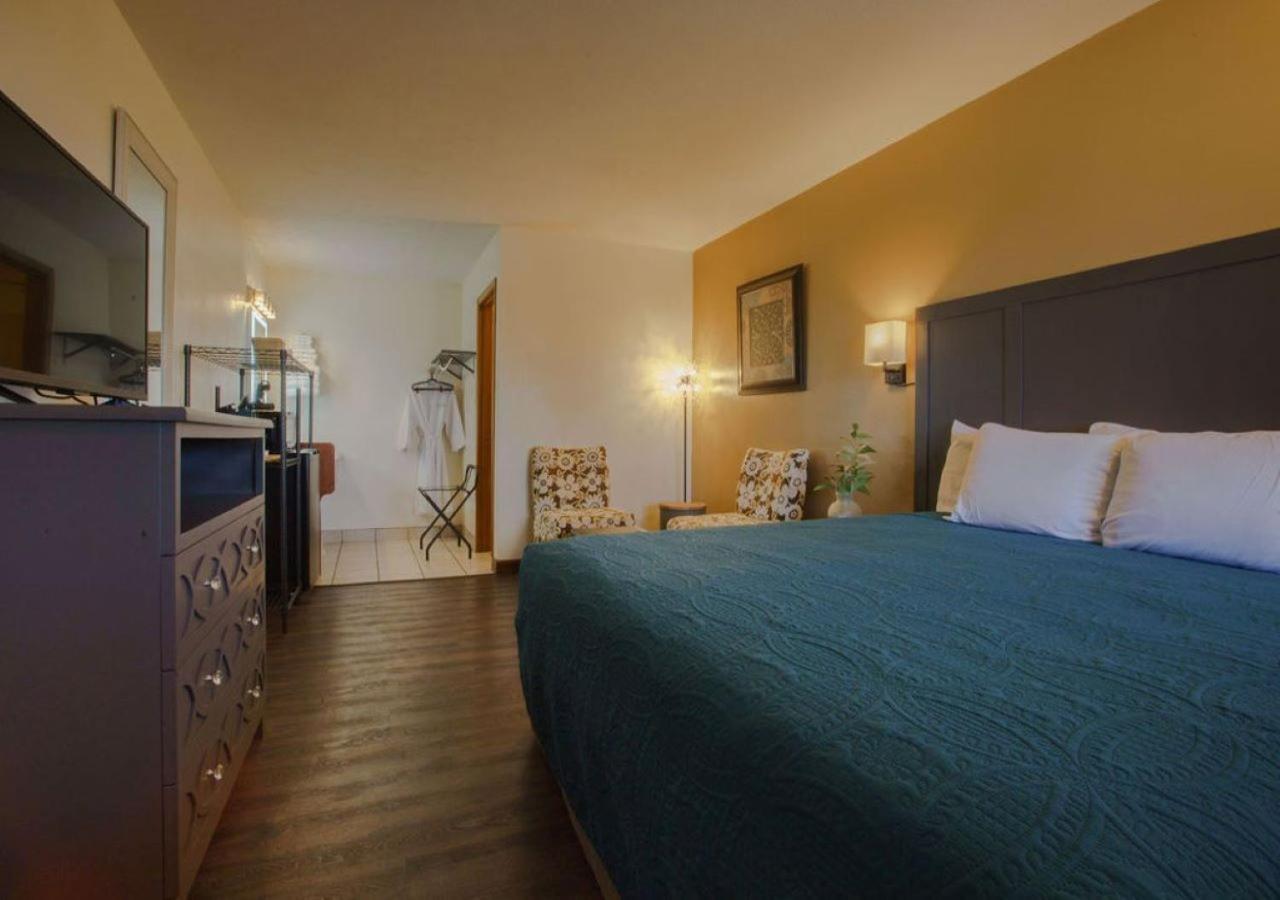 Shady Acre Inn And Suites Branson West Zewnętrze zdjęcie