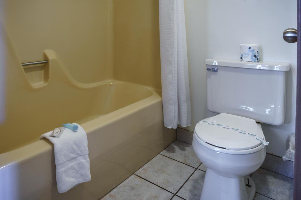 Shady Acre Inn And Suites Branson West Zewnętrze zdjęcie