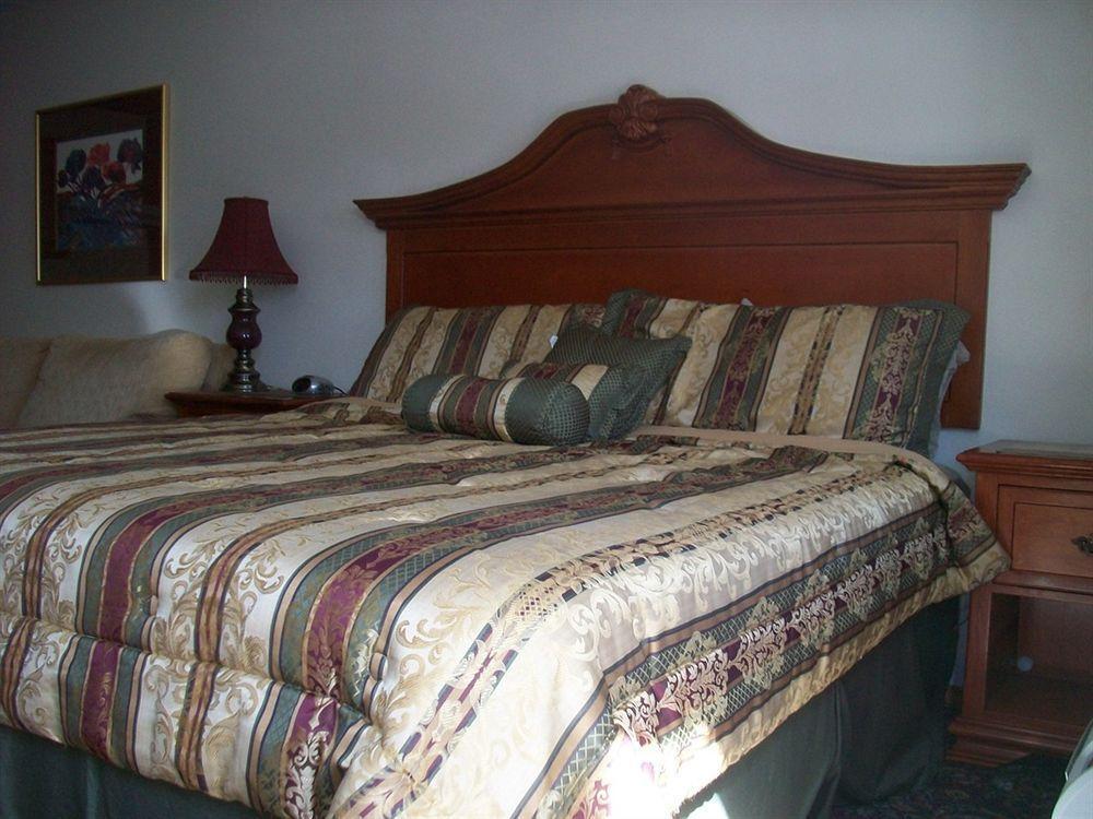Shady Acre Inn And Suites Branson West Zewnętrze zdjęcie