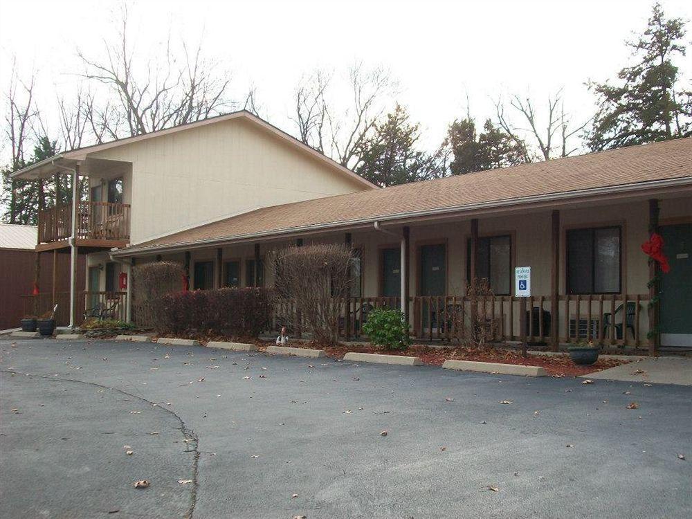 Shady Acre Inn And Suites Branson West Zewnętrze zdjęcie